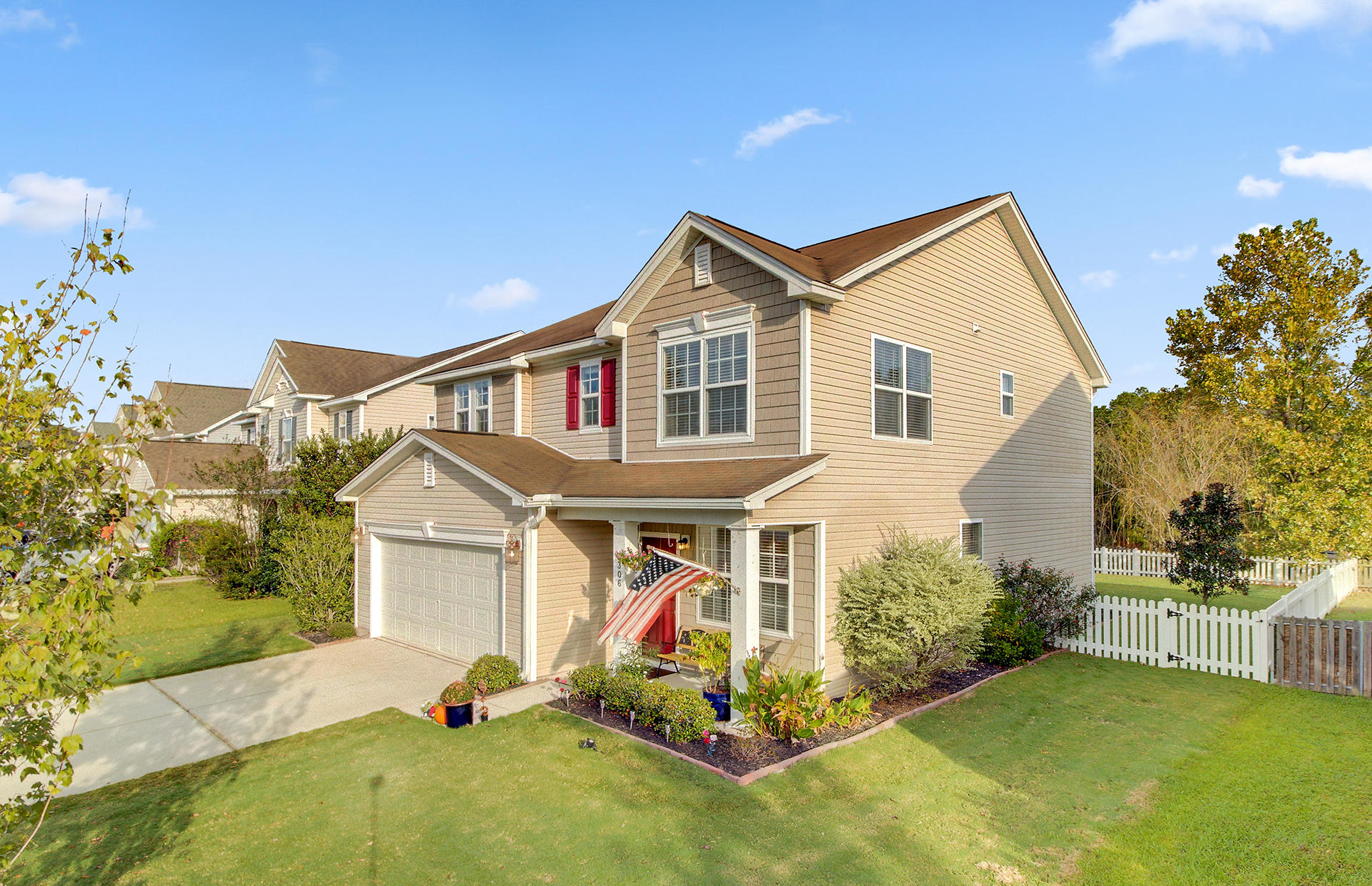 306 Albrighton Way Moncks Corner, SC 29461 - Photo 2 of 43 Front