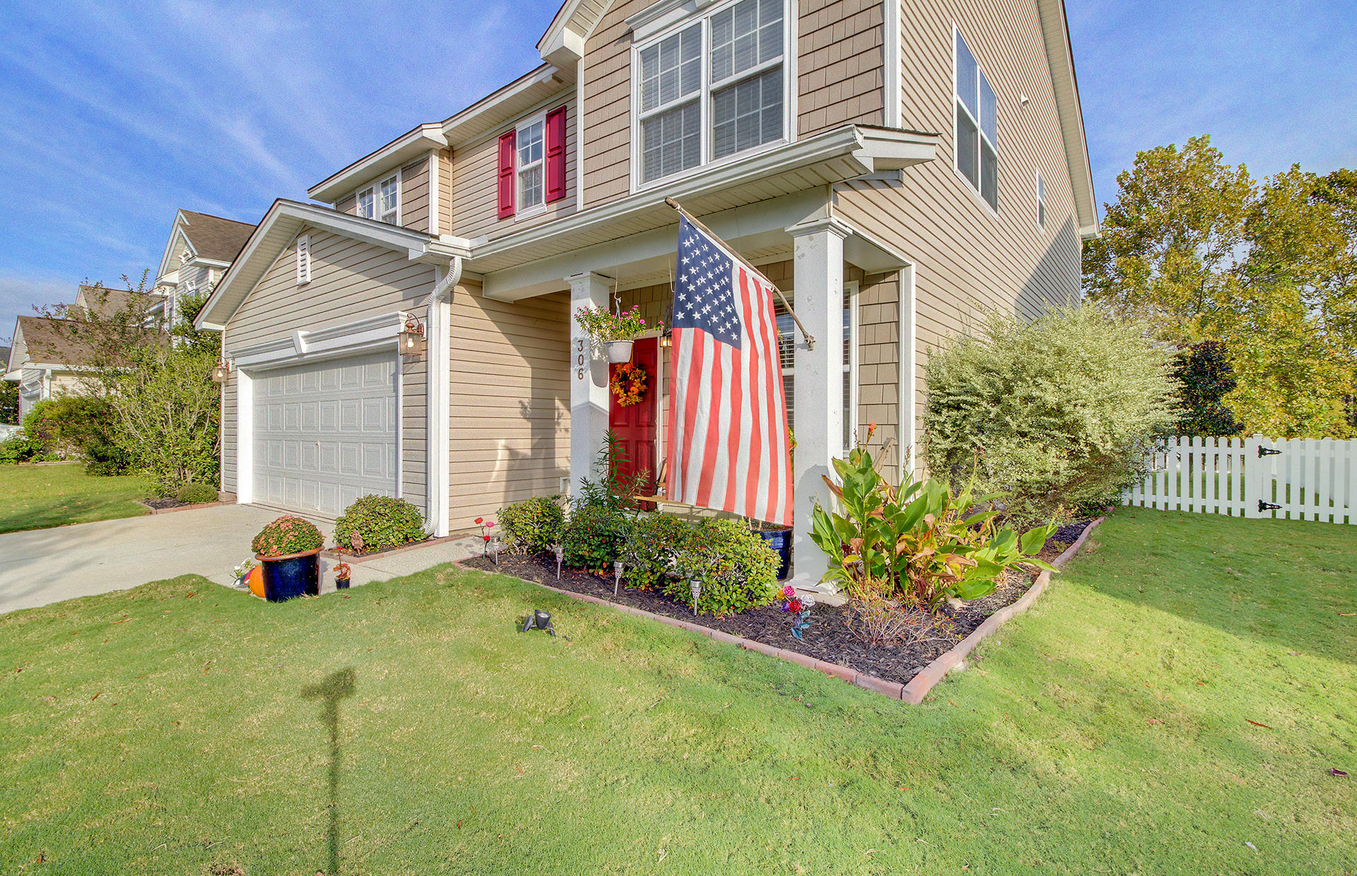 306 Albrighton Way Moncks Corner, SC 29461 - Photo 4 of 43 4