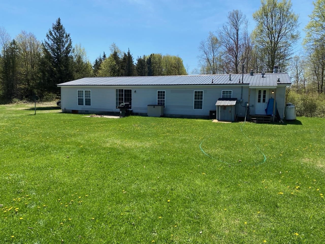 415 East 40 1/2 Road Boon, MI 49618 - Photo 32 of 34