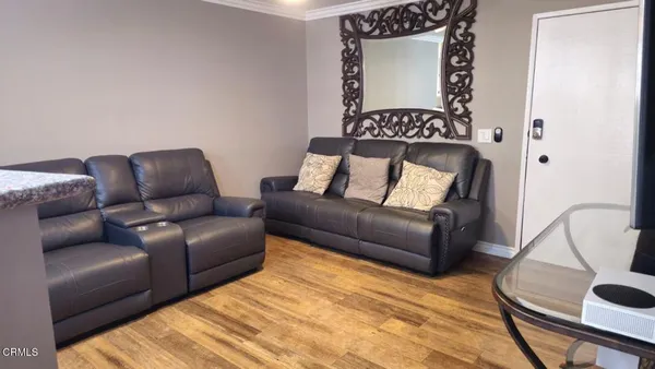 $219,000 | 182 Calle De La Rosa, Unit 182, Camarillo, CA 93012