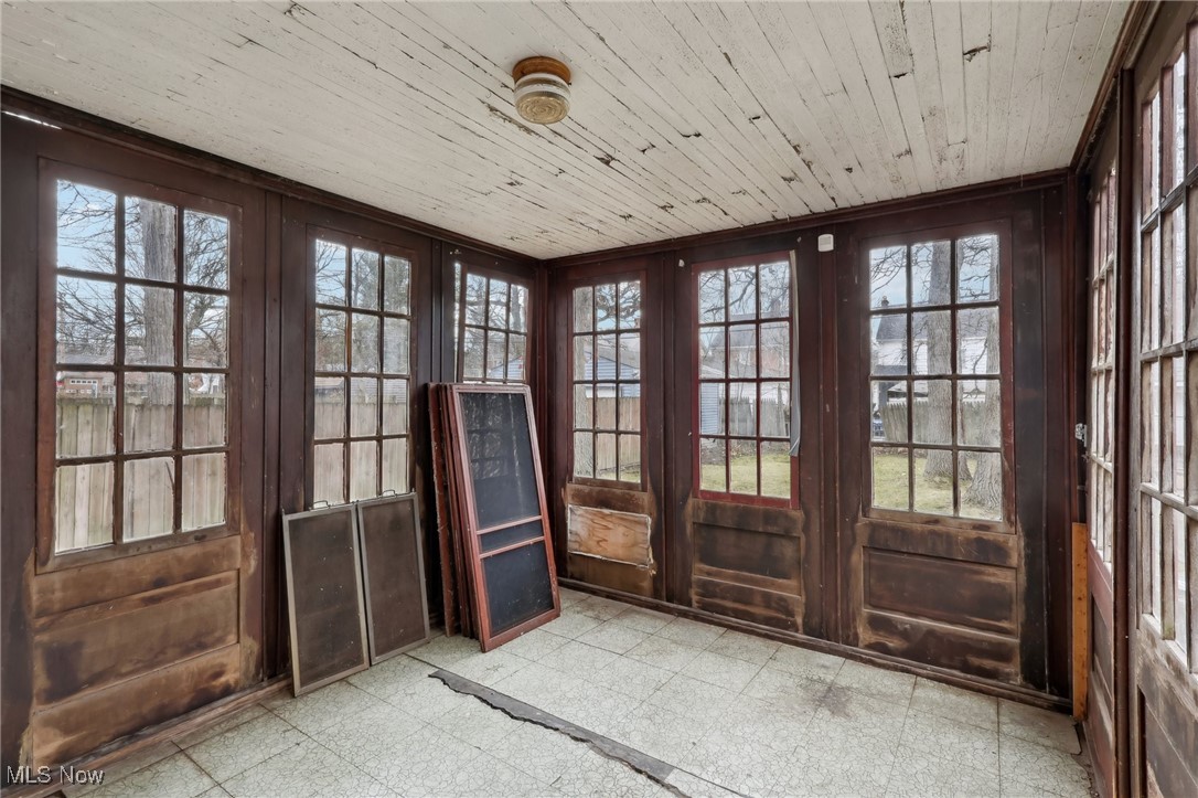 1968 Revere Road Cleveland, OH 44118 - Photo 34 of 49 Gallery Image 34