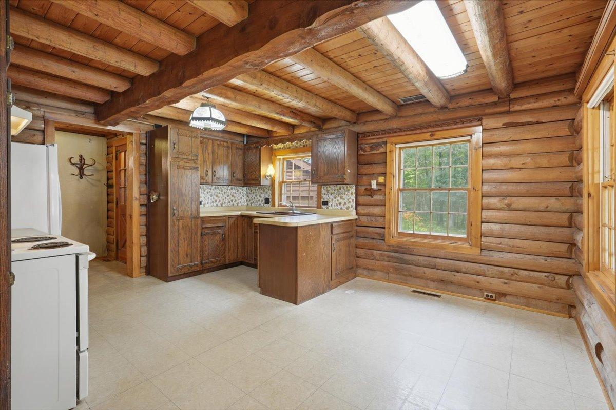 22498 Little Deer Road Siren, WI 54872 - Photo 7 of 16
