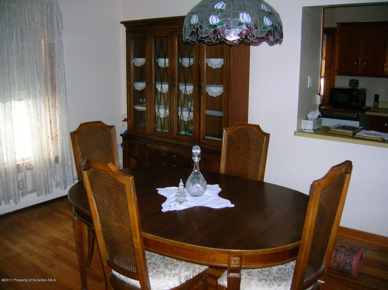 1521 Pine Street Scranton, PA 18510 - Photo 4 of 12