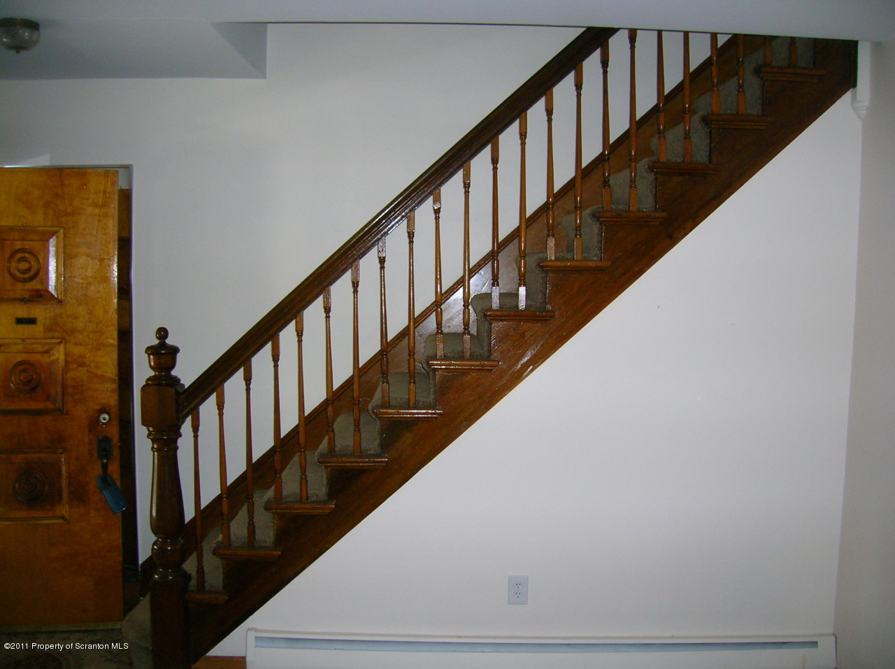 1521 Pine Street Scranton, PA 18510 - Photo 5 of 12