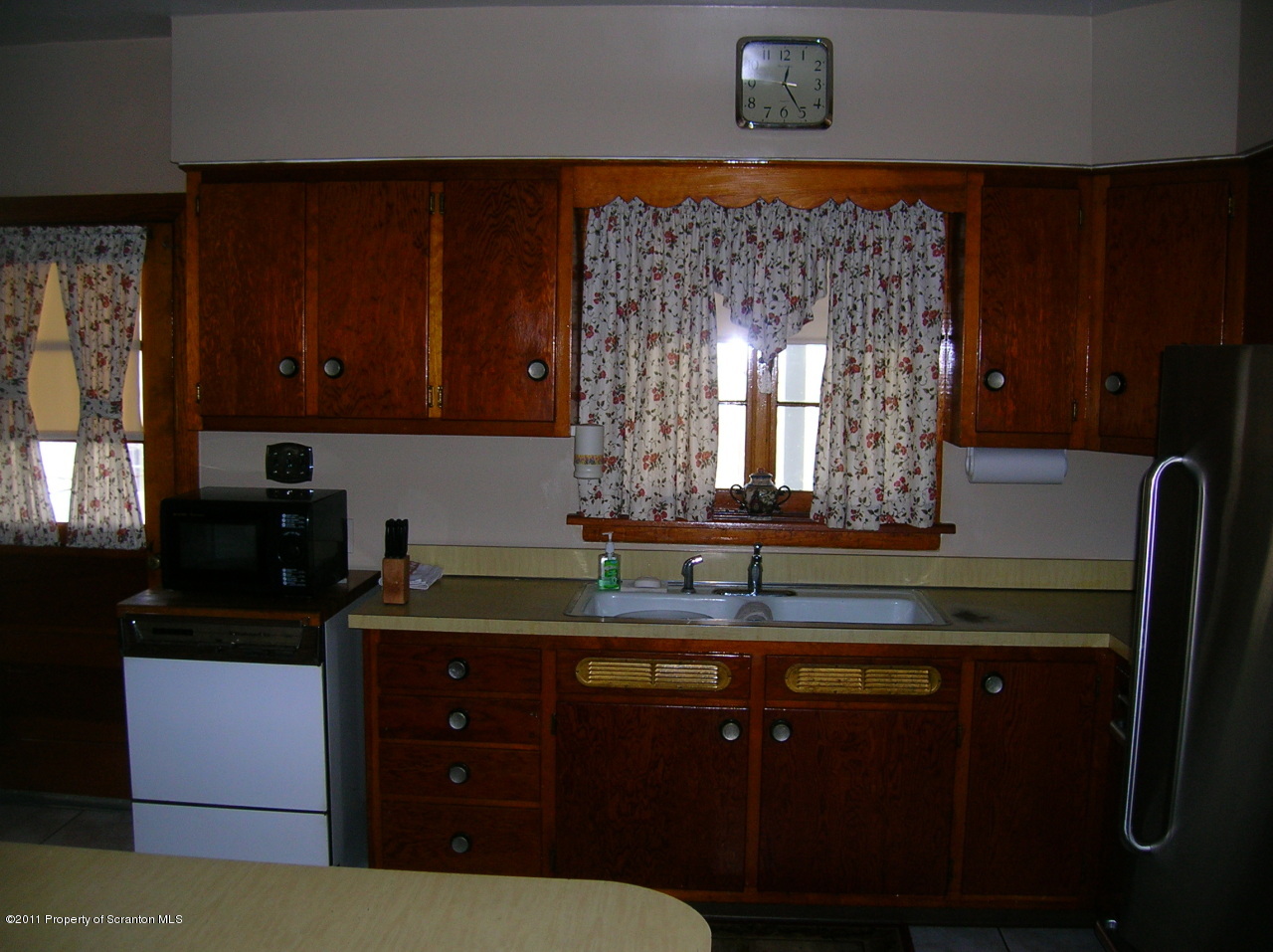 1521 Pine Street Scranton, PA 18510 - Photo 6 of 12