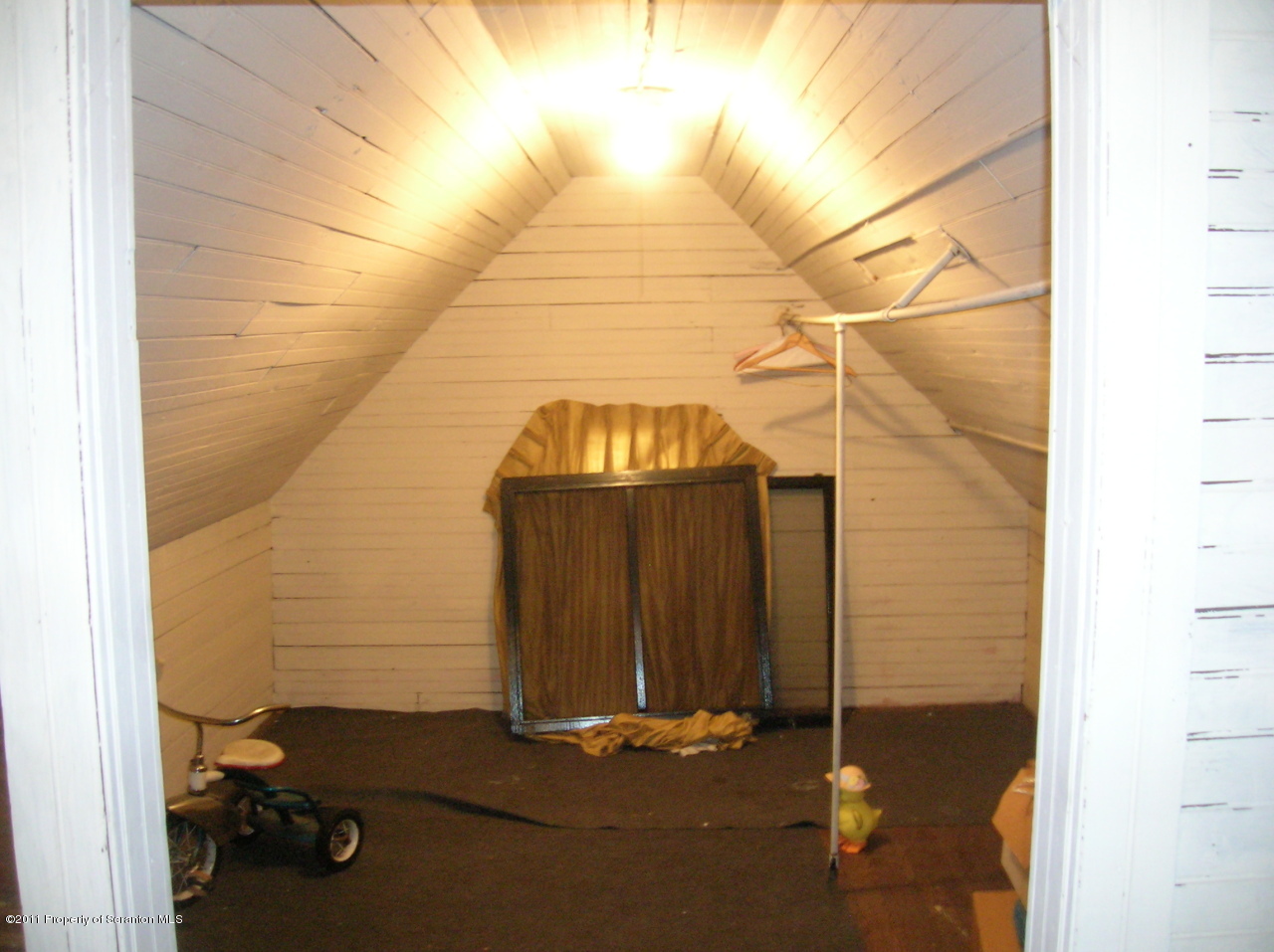 1521 Pine Street Scranton, PA 18510 - Photo 9 of 12