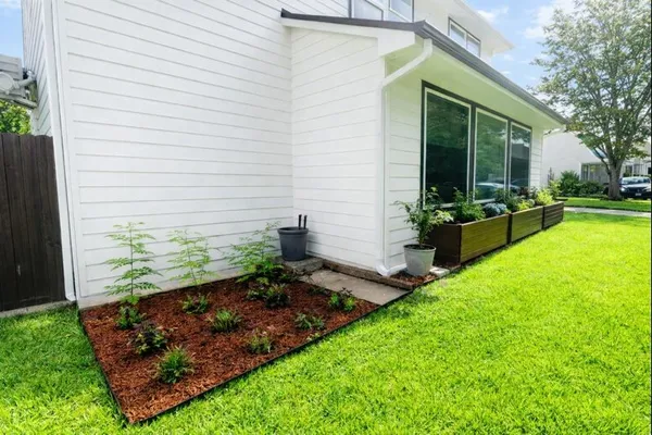 $4,000 | 4503 McKinney Street, Houston, TX 77023