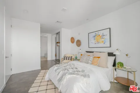 $1,049,000 | 4140 Glencoe Avenue, Unit 507, Marina del Rey, CA 90292