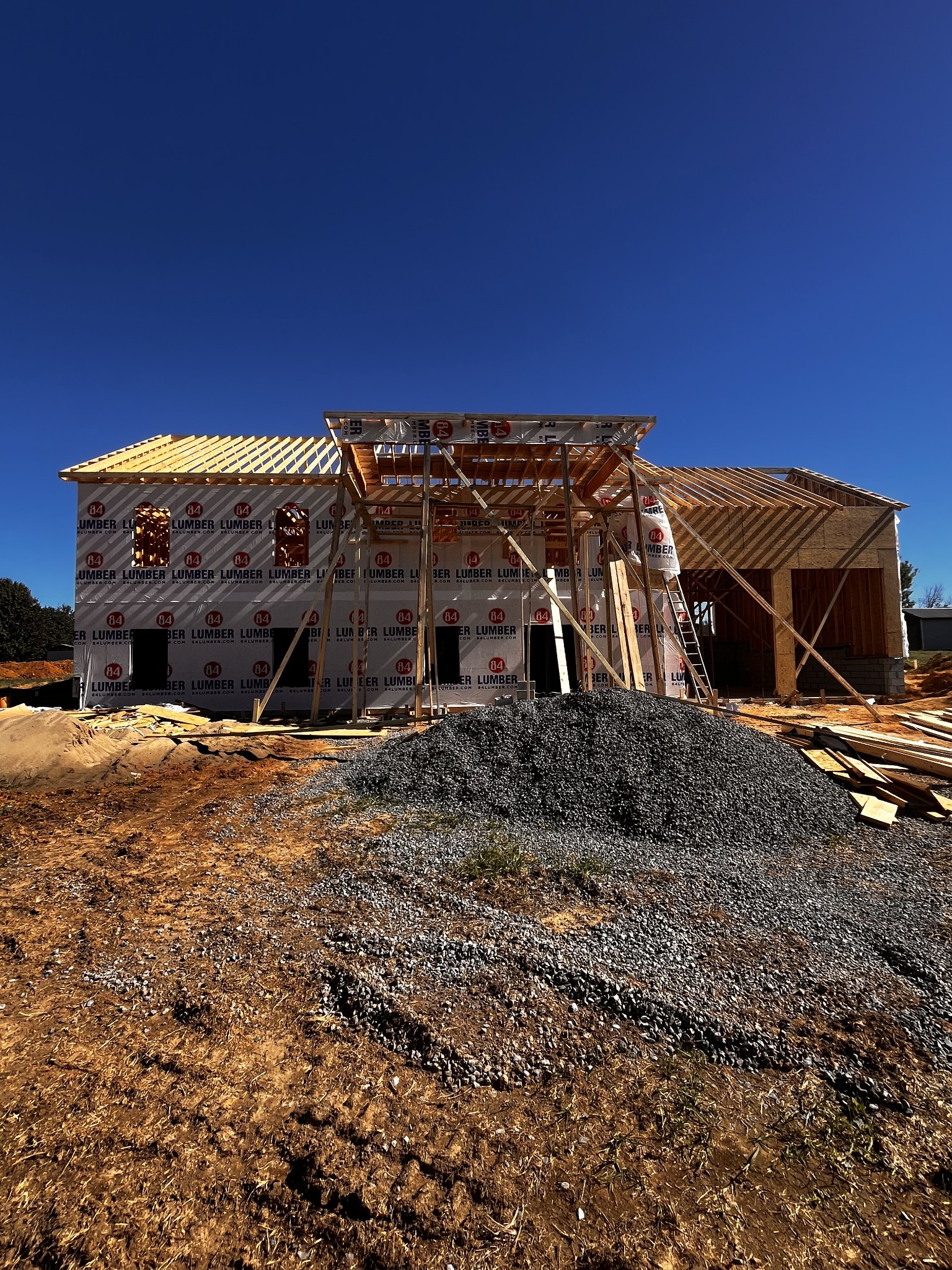 1694 New Home Road Dowelltown, TN 37059 - Photo 5 of 6 a view of a house with a yard