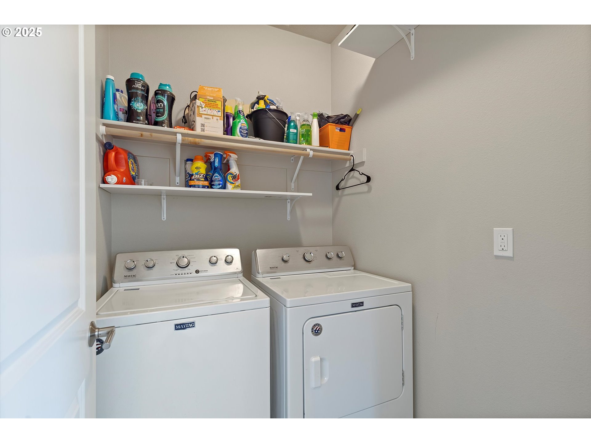 11754 Southwest Oslo Street Wilsonville, OR 97070 - Photo 32 of 44 Laundry