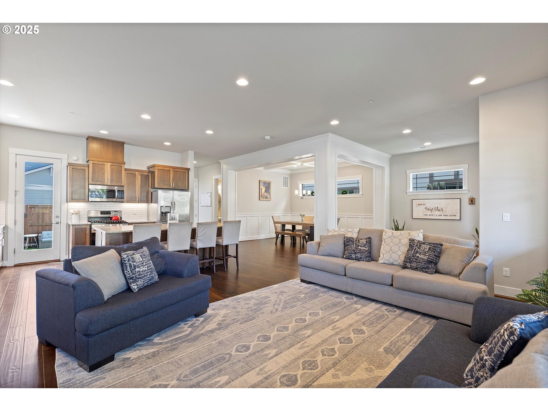 11754 Southwest Oslo Street Wilsonville, OR 97070 - Photo 6 of 44 Great Room