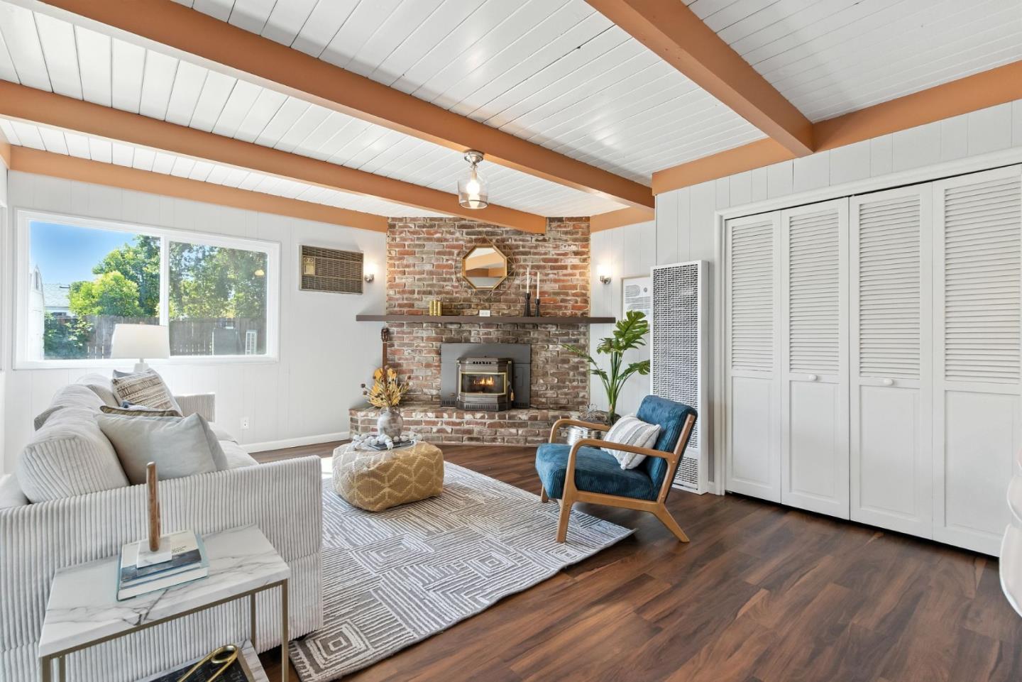 3612 Los Flores Avenue Concord, CA 94519 - Photo 16 of 65 a living room with furniture and wooden floor