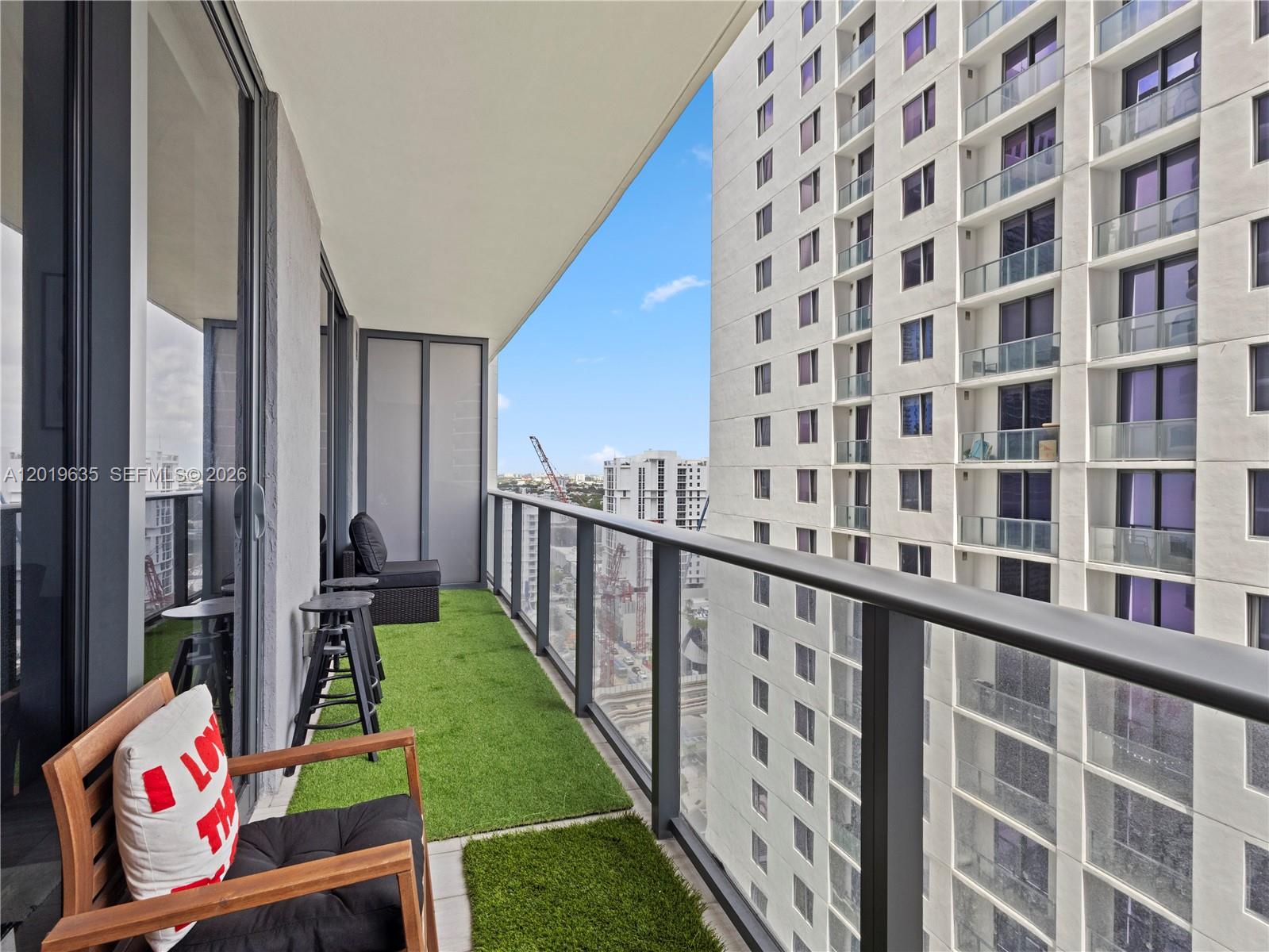 55 Southwest 9th Street, Unit 1810 Miami, FL 33130 - Photo 29 of 47