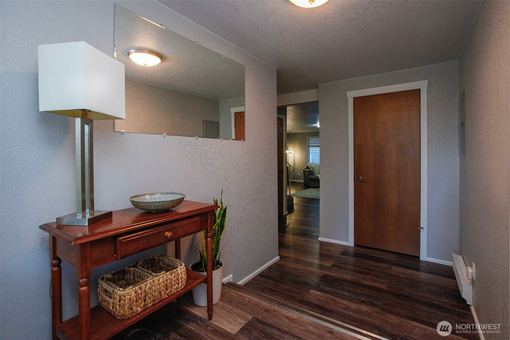 110 Southwest 325th Place Federal Way, WA 98023 - Photo 3 of 24