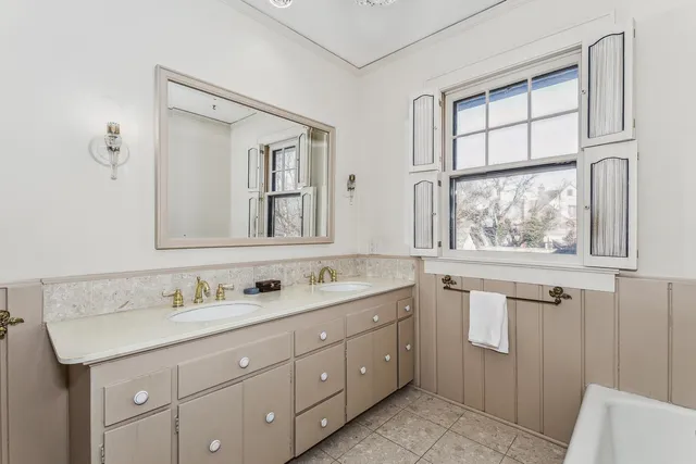 $399,900 | 229 North Terrace Drive, Wichita, KS 67208