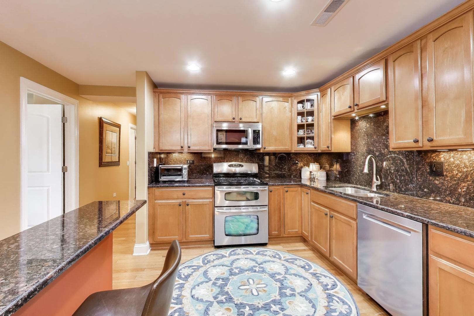 1200 Foxdale Drive, Unit 100 Addison, IL 60101 - Photo 11 of 28