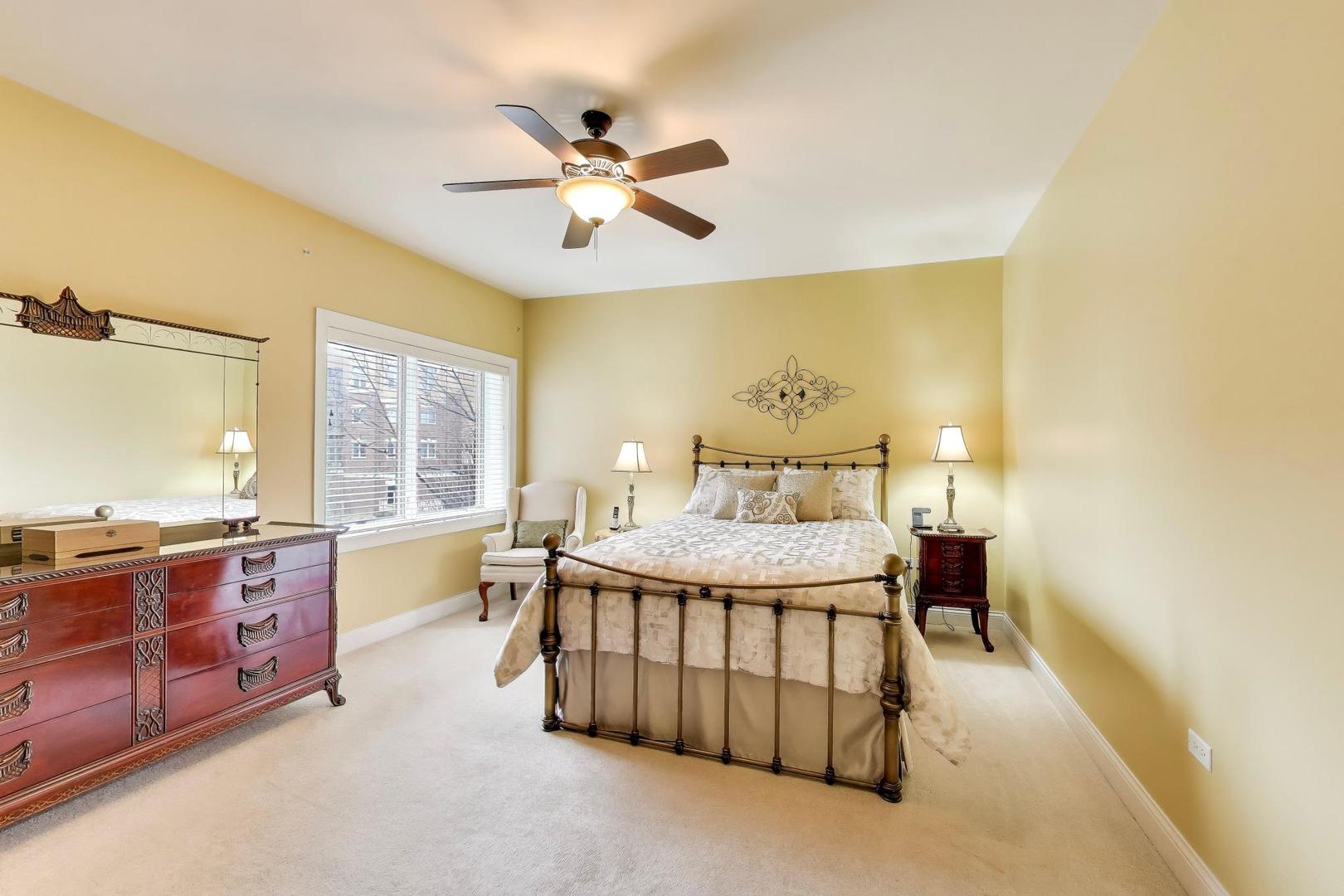 1200 Foxdale Drive, Unit 100 Addison, IL 60101 - Photo 13 of 28