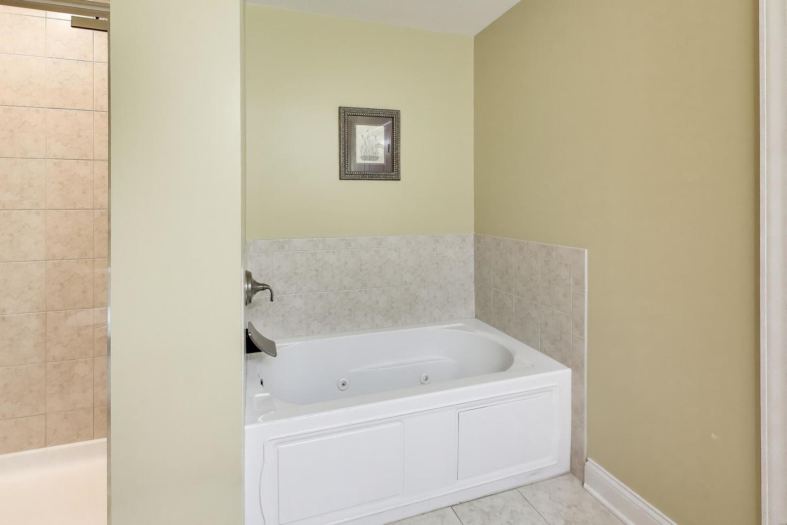 1200 Foxdale Drive, Unit 100 Addison, IL 60101 - Photo 18 of 28