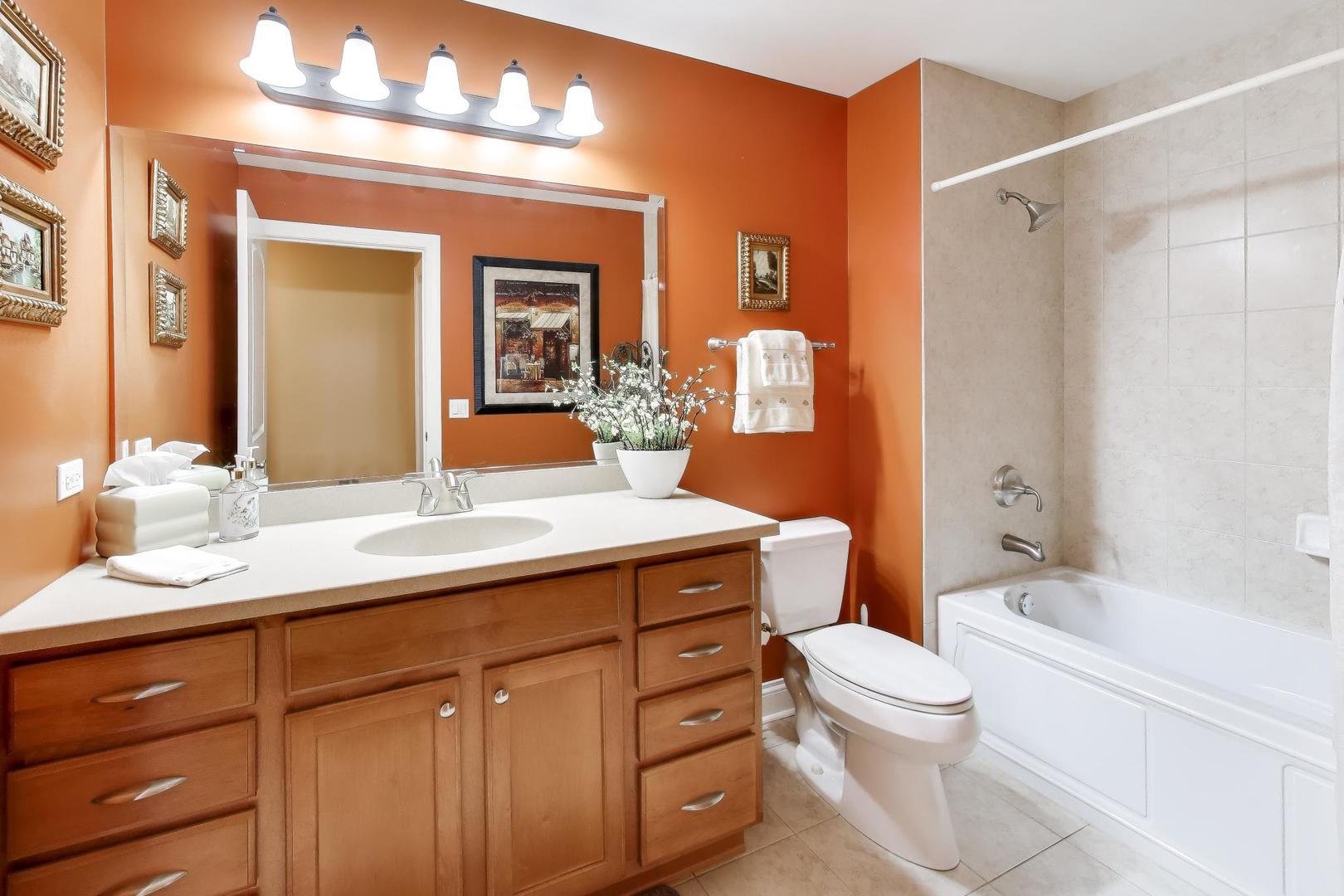 1200 Foxdale Drive, Unit 100 Addison, IL 60101 - Photo 22 of 28