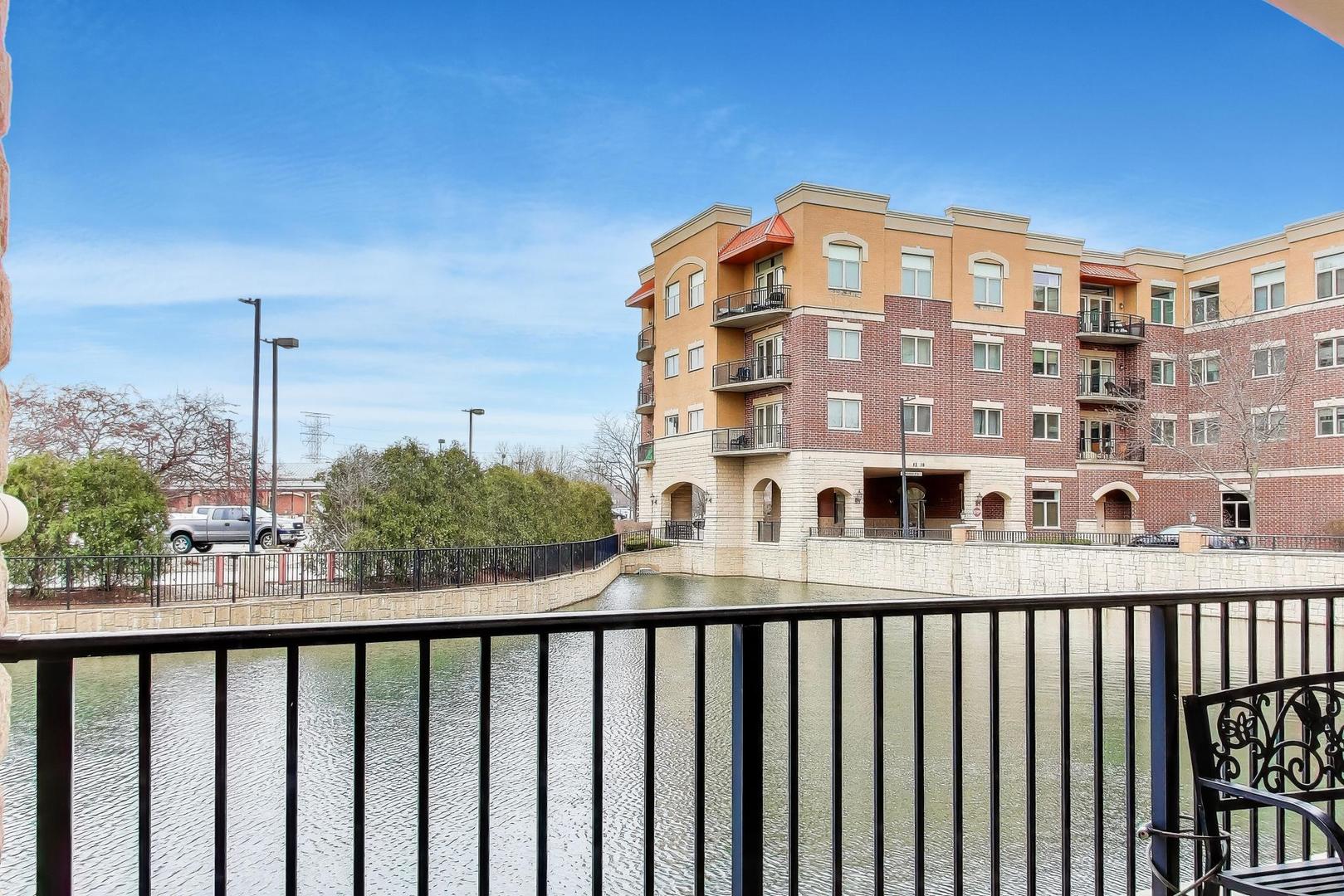 1200 Foxdale Drive, Unit 100 Addison, IL 60101 - Photo 4 of 28