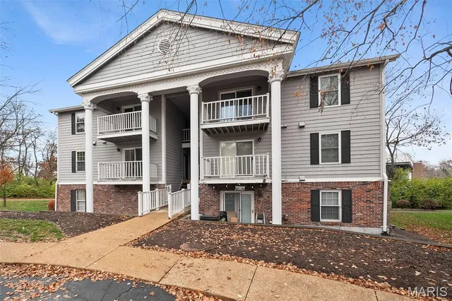 $125,000 | 12800 Portulaca Drive, Unit F, St. Louis, MO 63146