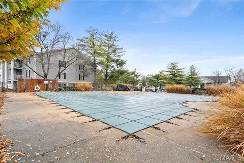 $125,000 | 12800 Portulaca Drive, Unit F, St. Louis, MO 63146