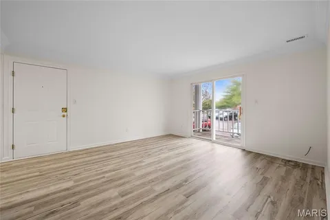 $125,000 | 12800 Portulaca Drive, Unit F, St. Louis, MO 63146