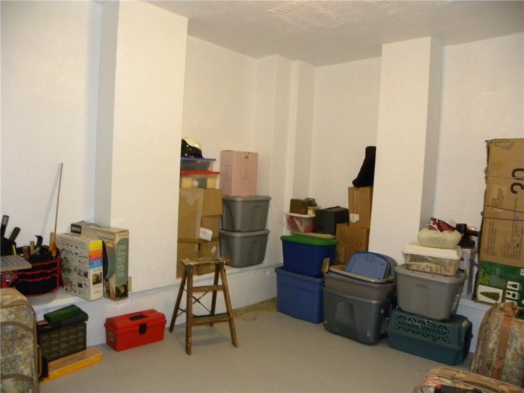1514 Evergreen Road Pittsburgh, PA 15209 - Photo 24 of 25 Room for everything!