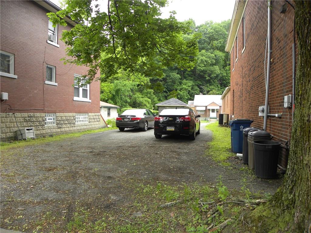 1514 Evergreen Road Pittsburgh, PA 15209 - Photo 25 of 25 Lots of parking