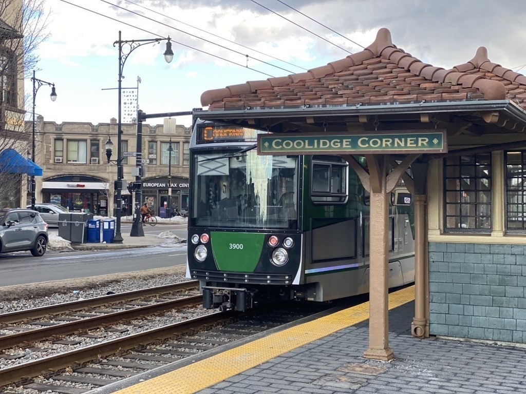 36 Winchester Street, Unit 2 Brookline, MA 02446 - Photo 16 of 18