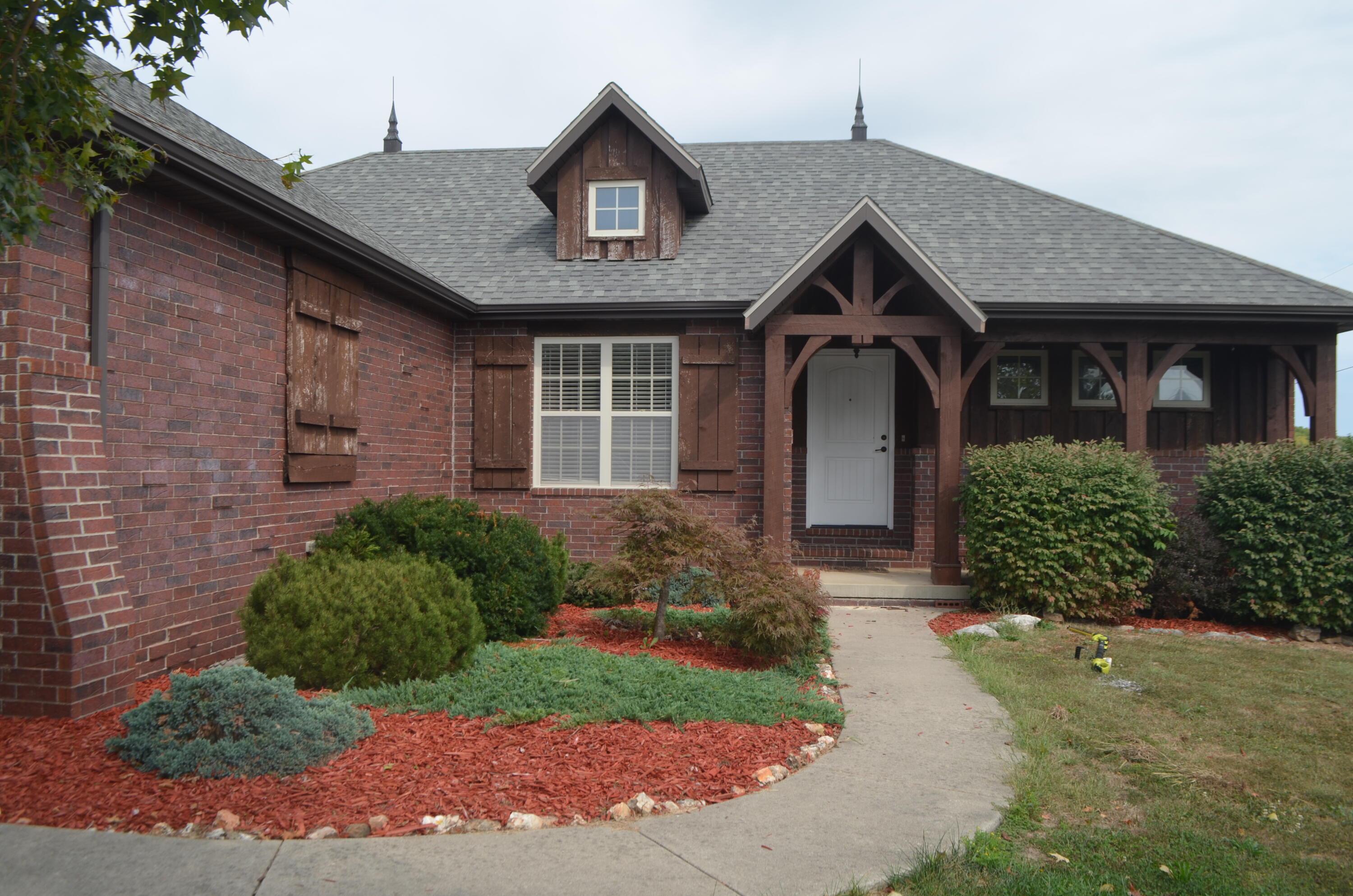 889 East Sparrow Road Nixa, MO 65714 - Photo 1 of 1 DSC_0107