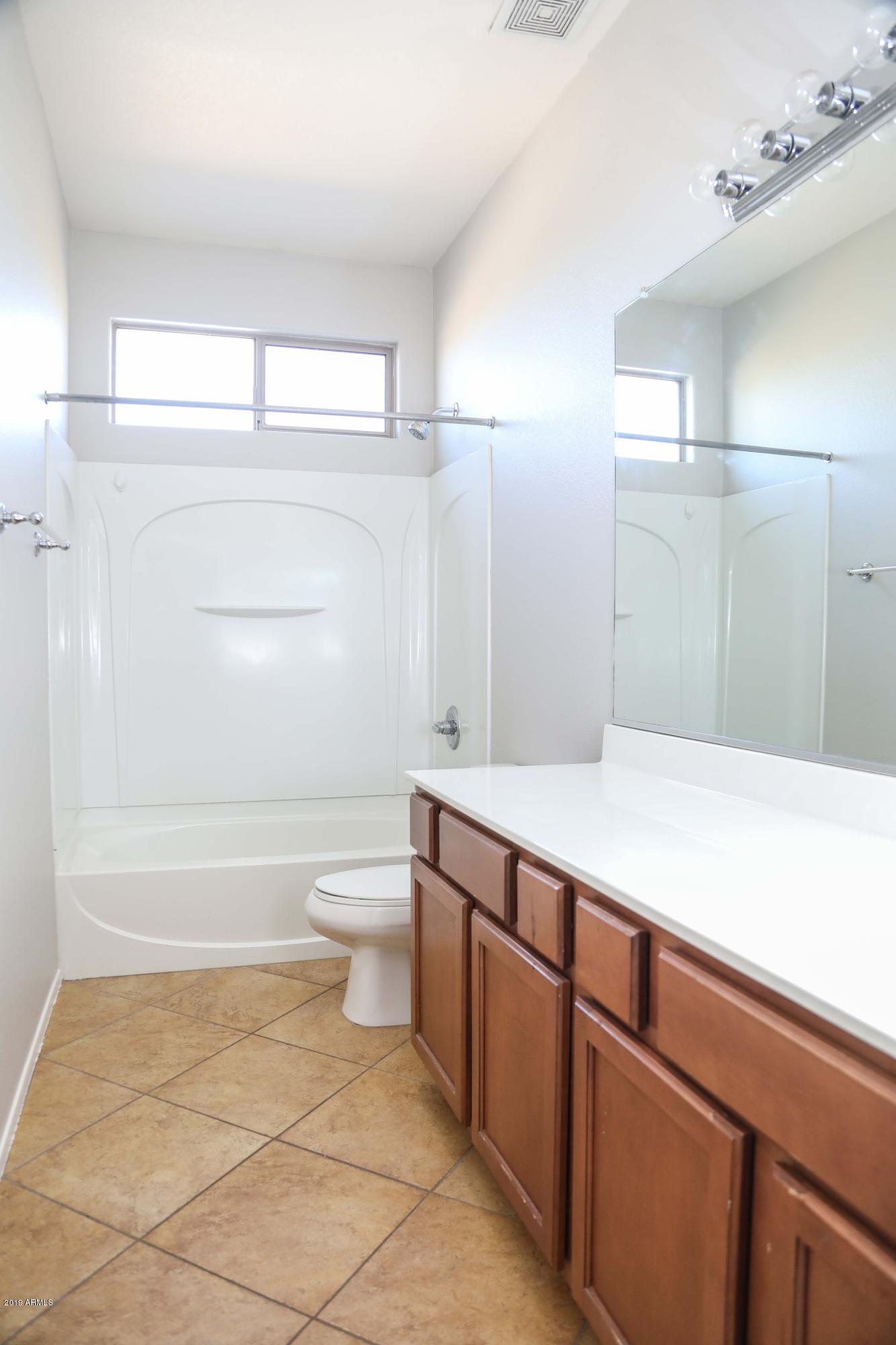 14462 West Boca Raton Road Surprise, AZ 85379 - Photo 21 of 30 182A0087 v1