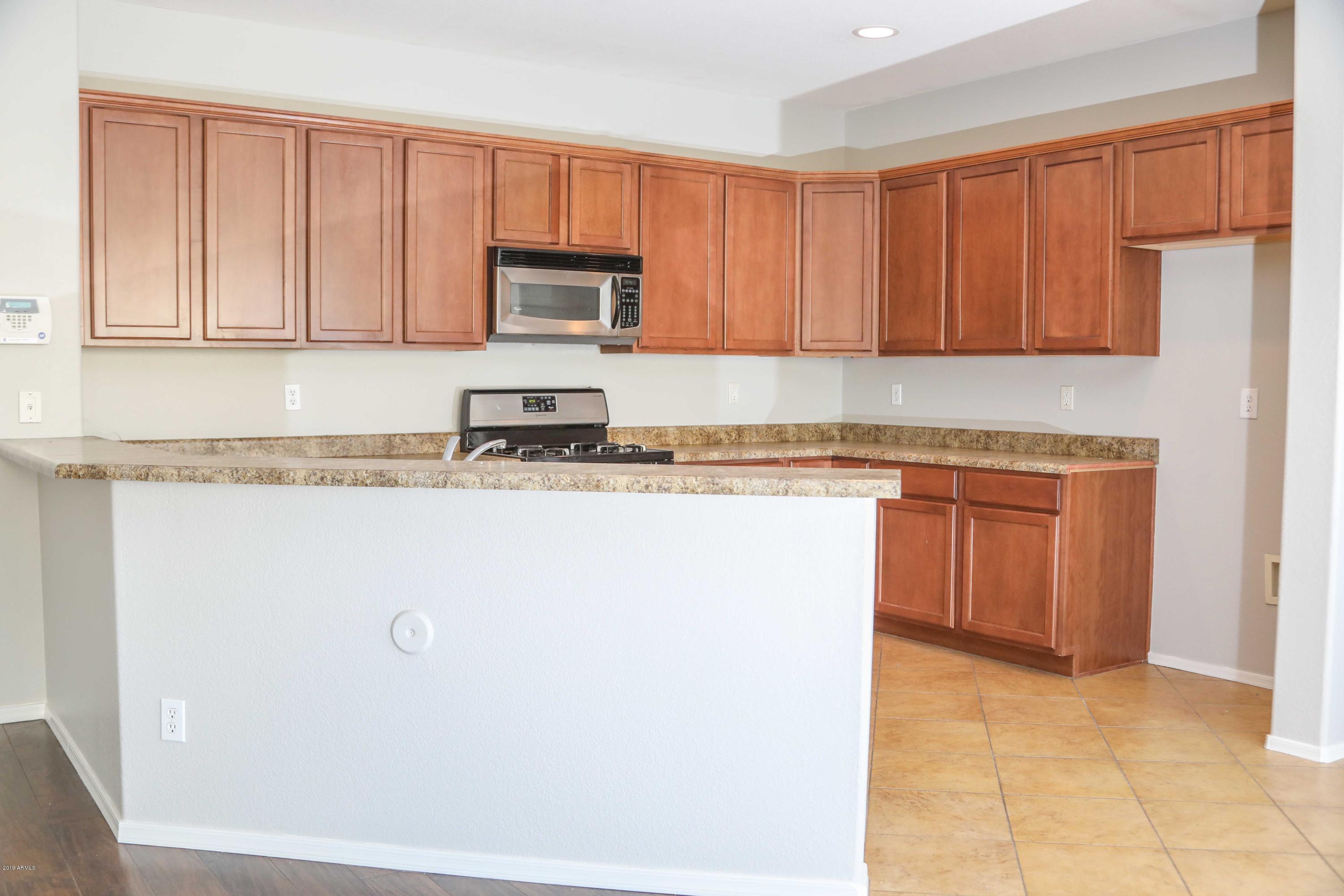 14462 West Boca Raton Road Surprise, AZ 85379 - Photo 5 of 30 182A0021 v1