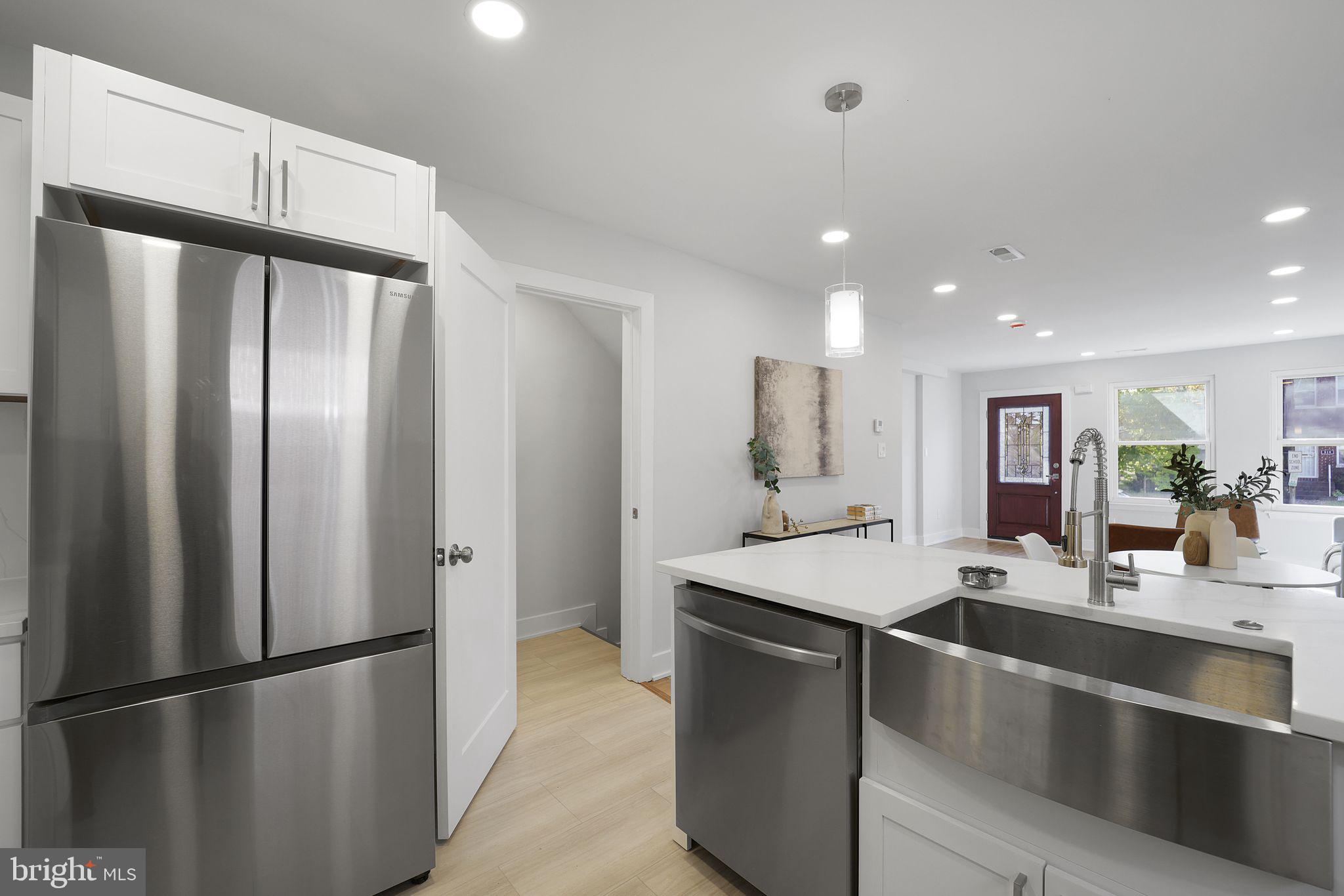 624 Madison Street Northeast Washington, DC 20011 - Photo 9 of 26