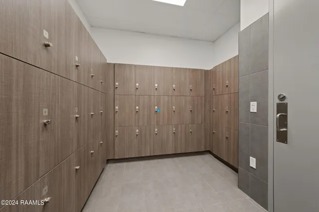 $85,000 | 108 Oak Village Drive, Scott, LA 70583