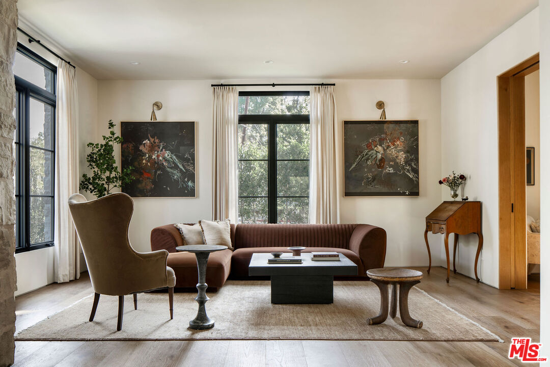 12040 Maxwellton Road Studio City, CA 91604 - Photo 2 of 48