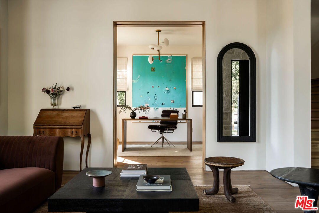 12040 Maxwellton Road Studio City, CA 91604 - Photo 3 of 48