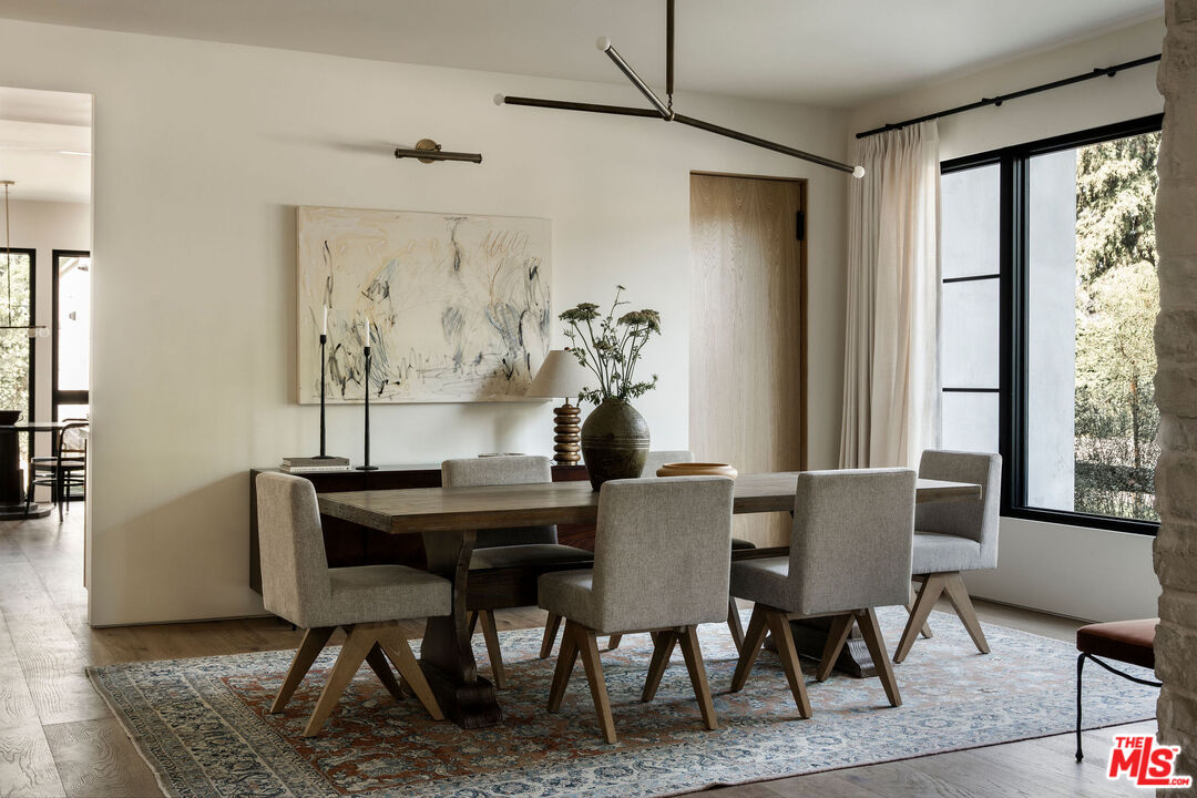 12040 Maxwellton Road Studio City, CA 91604 - Photo 7 of 48