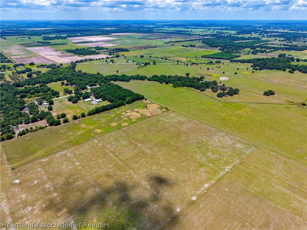 3030 North Nursery Road Zolfo Springs, FL 33890 - Photo 10 of 32