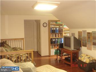 652 Gulph Road Wayne, PA 19087 - Photo 11 of 12