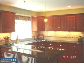 652 Gulph Road Wayne, PA 19087 - Photo 5 of 12