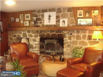 652 Gulph Road Wayne, PA 19087 - Photo 10 of 12