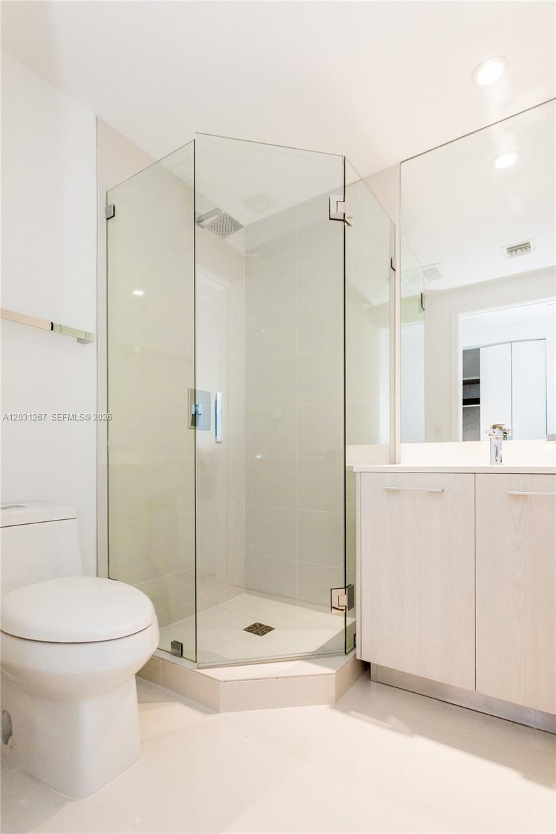45 Southwest 9th Street, Unit 3806 Miami, FL 33130 - Photo 10 of 34