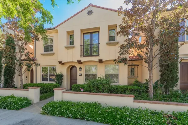 $1,560,000 | 144 Velvet Flower, Irvine, CA 92620