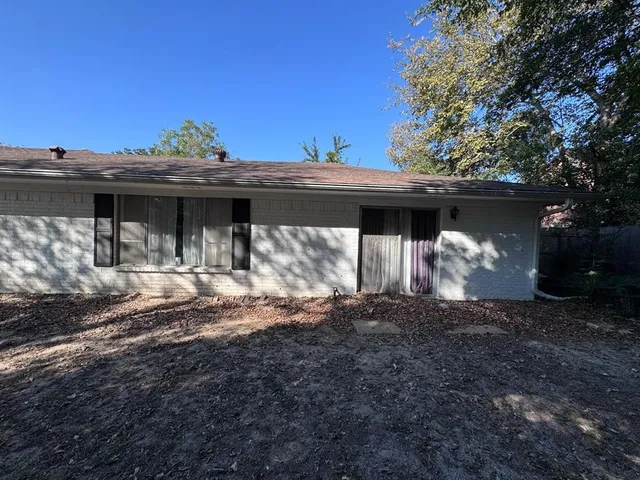 $189,900 | 2906 Tanglewood Drive, Commerce, TX 75428