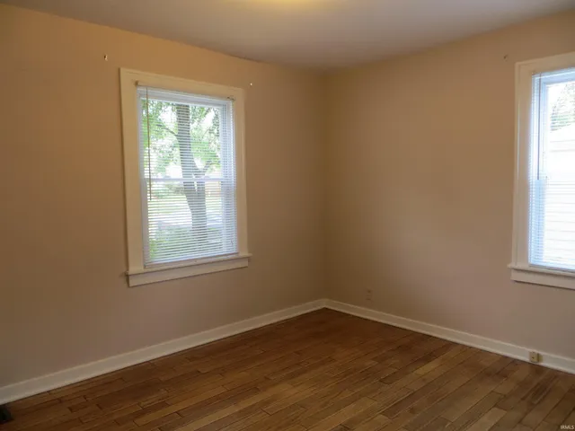 $2,325 | 2024 East 3rd Street, Bloomington, IN 47401