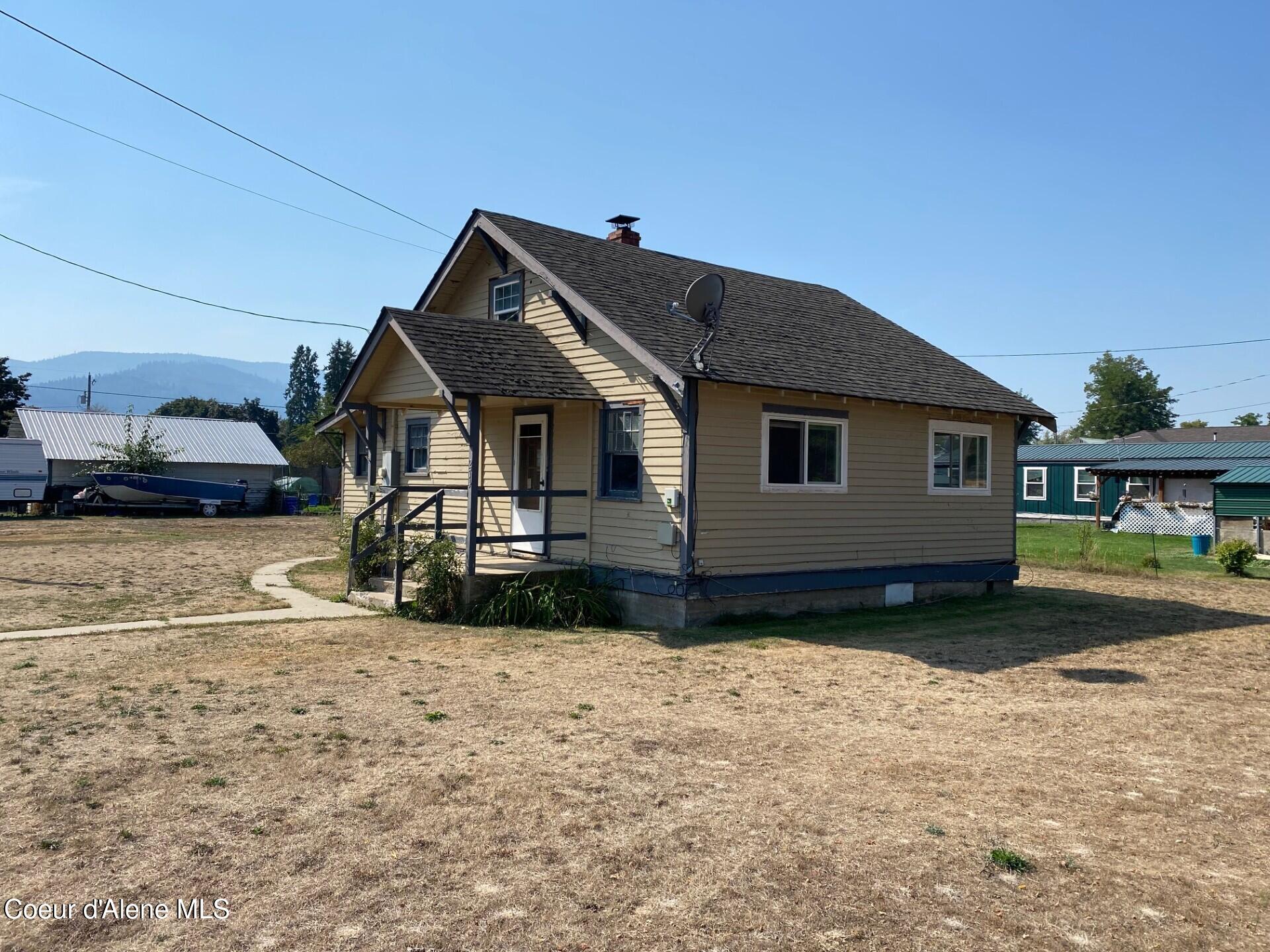 274 2nd Street Priest River, ID 83856 - Photo 2 of 40 new pic1