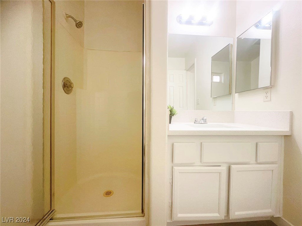 2968 Pay Less Court Las Vegas, NV 89115 - Photo 3 of 4