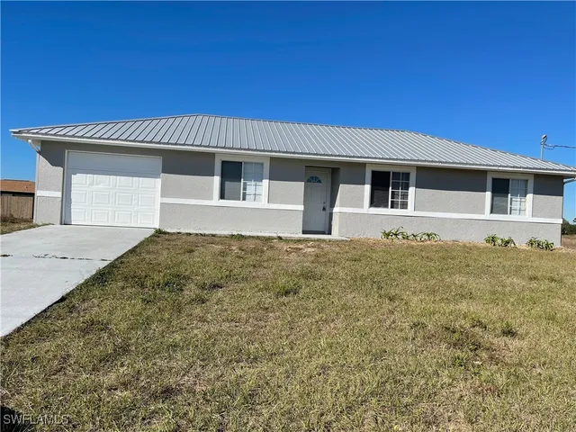 $1,450 | 7064 Tide Circle, LaBelle, FL 33935