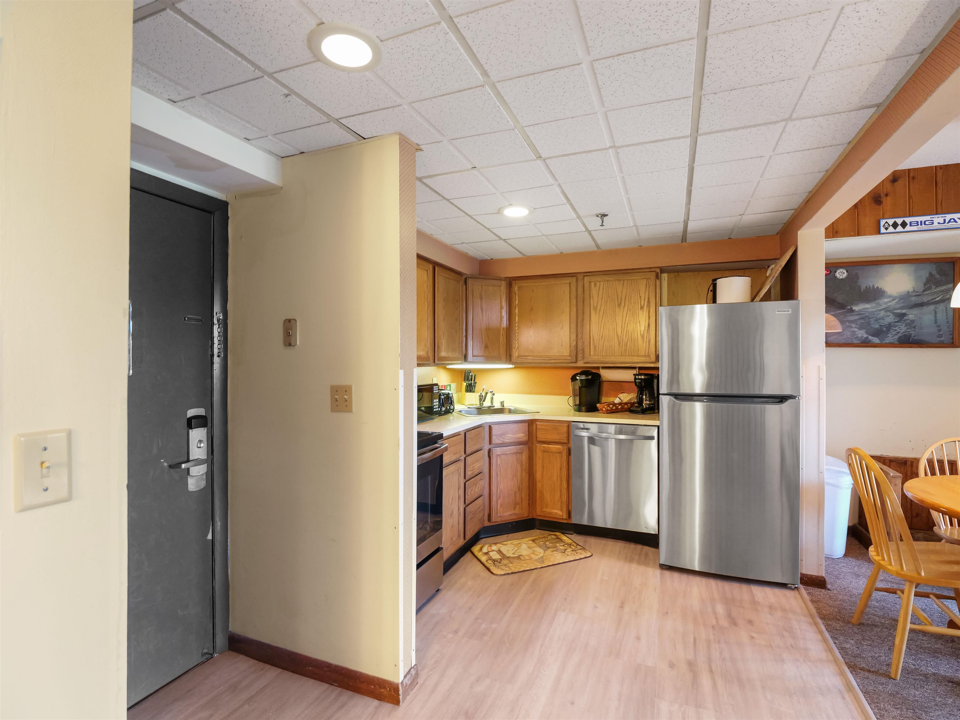 137 East Mountain Road, Unit 2D9 Killington, VT 05751 - Photo 5 of 31